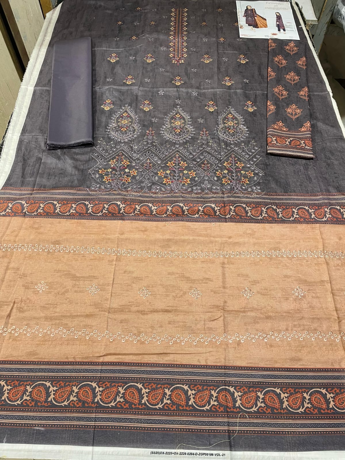 Luxury Digital Lawn Embroidered Suit 2026 | Vol-550 | Shade-10