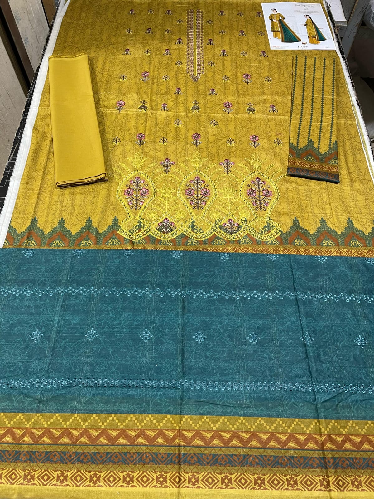 Luxury Digital Lawn Embroidered Suit 2026 | Vol-550 | Shade-02